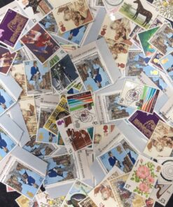 100 x 13p mixed postage stamps