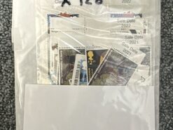 mixed gummed picture stamps 326 face 128 x £2.55